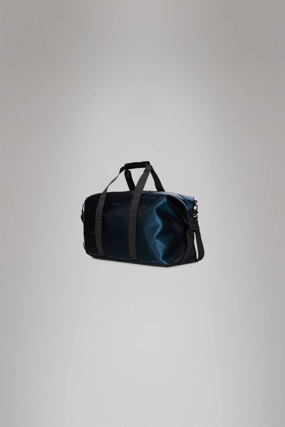 RAINS Hilo Weekend Bag Spill 36L H35 x D26 x W62 cm Weekender