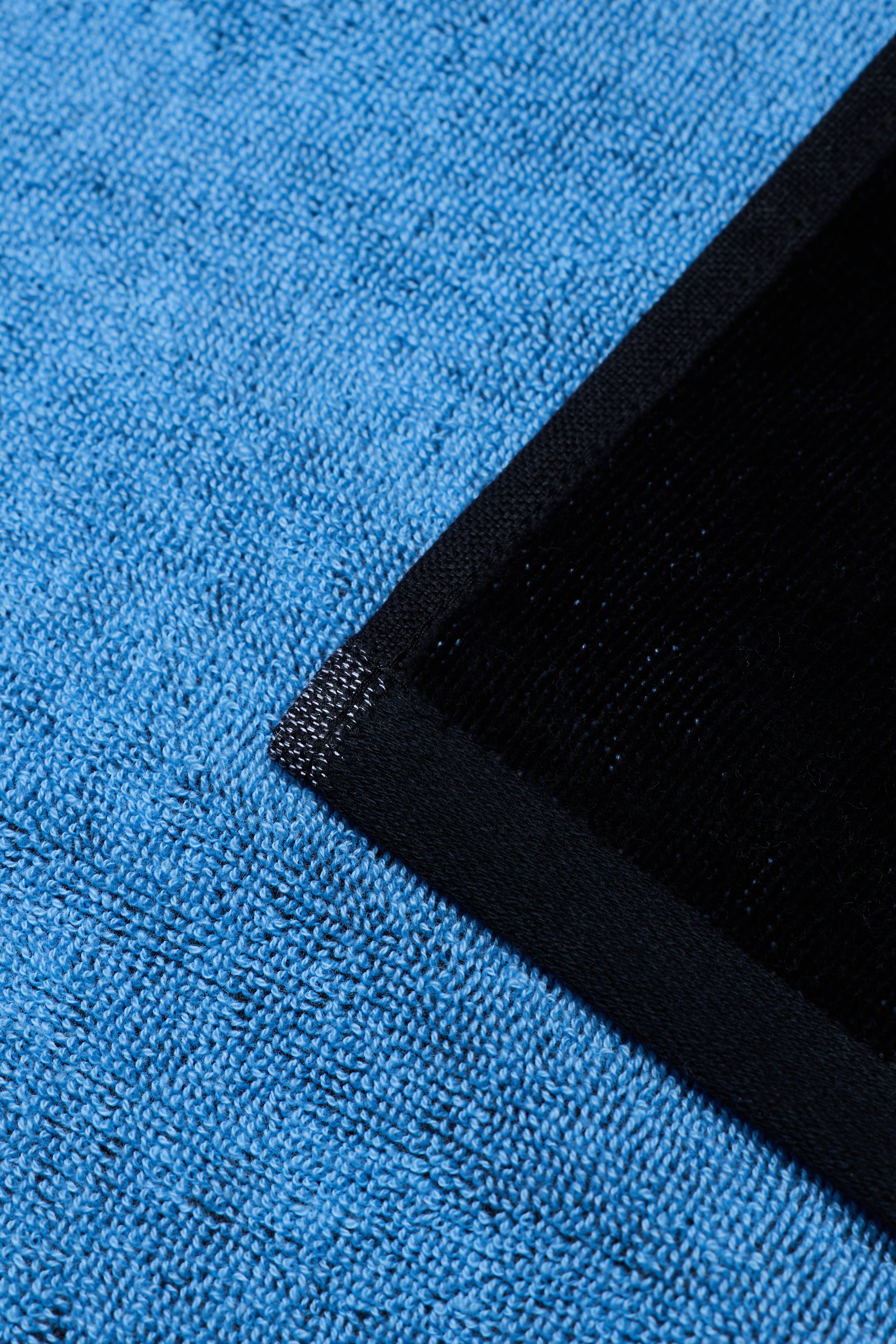 RAINS Swim Towel Ripple Melt Blanket