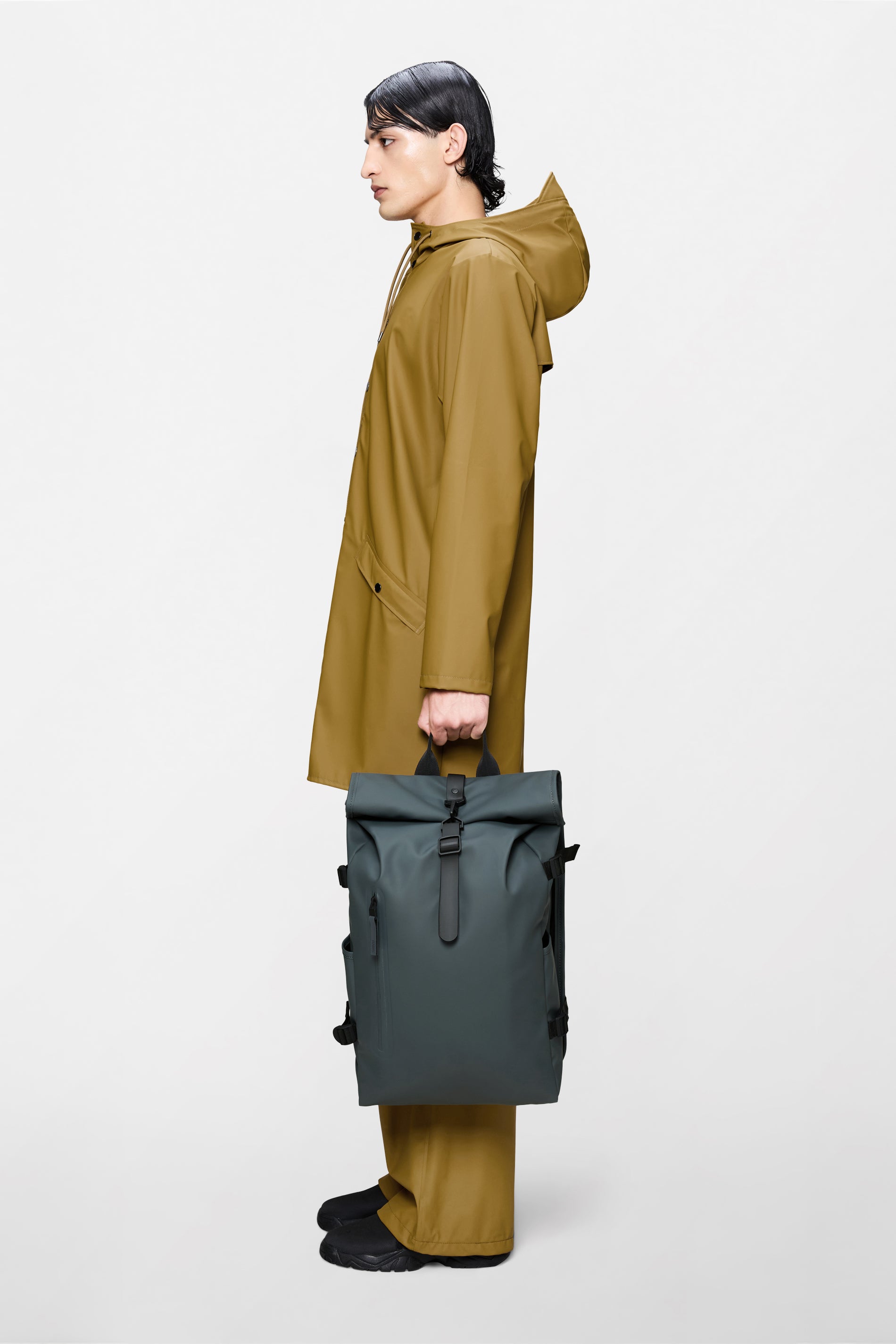 RAINS Rolltop Rucksack Large Dark Grey 23L H63 x D14 x W32 cm Backpack