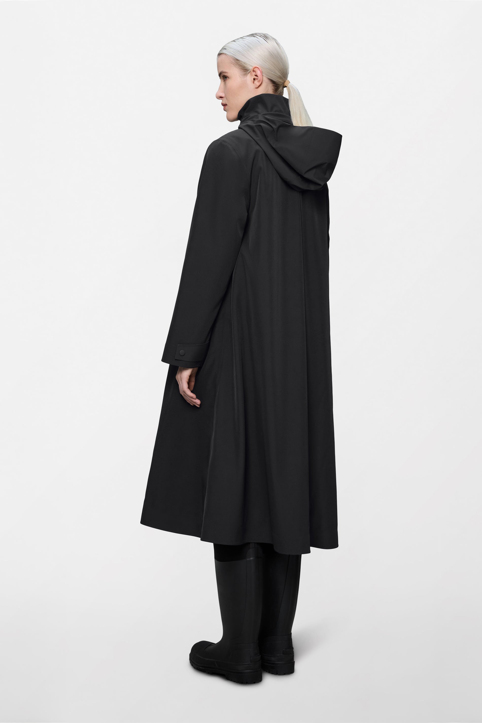 RAINS Suva Softshell A-Line W Jacket Black Jacket