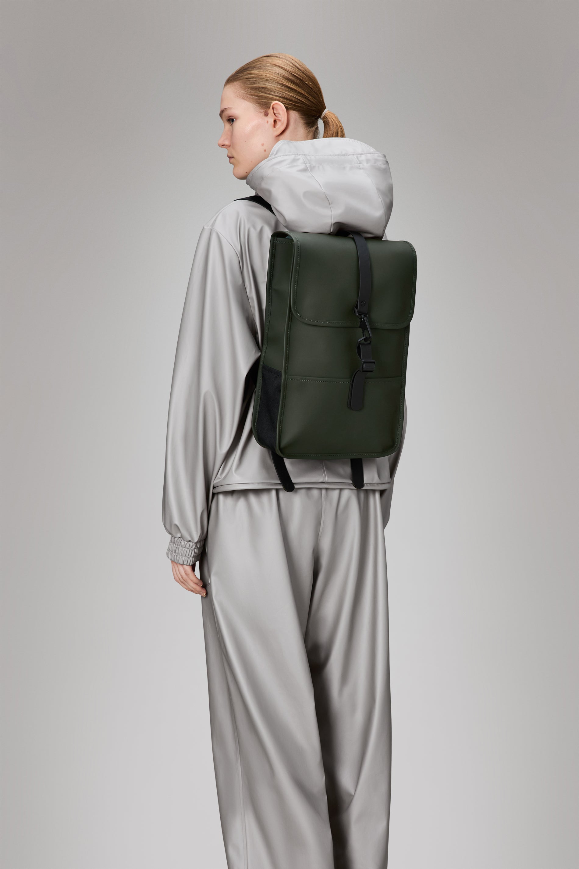 RAINS Backpack Mini Green 11L H44 x D10 x W29 cm Backpack