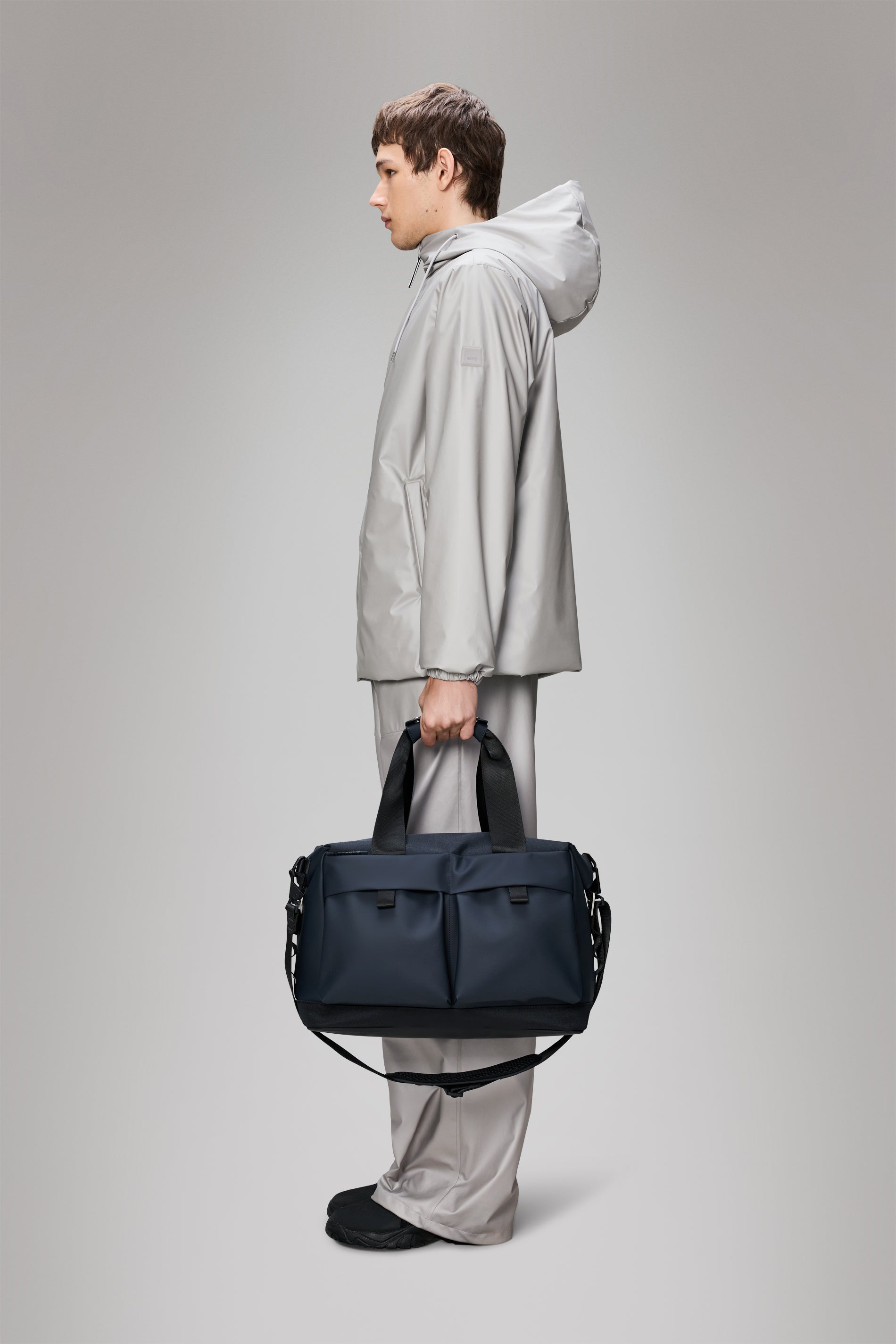 RAINS Otaru Weekend Bag Small Navy 23L H37 x D19 x W53 cm Weekender