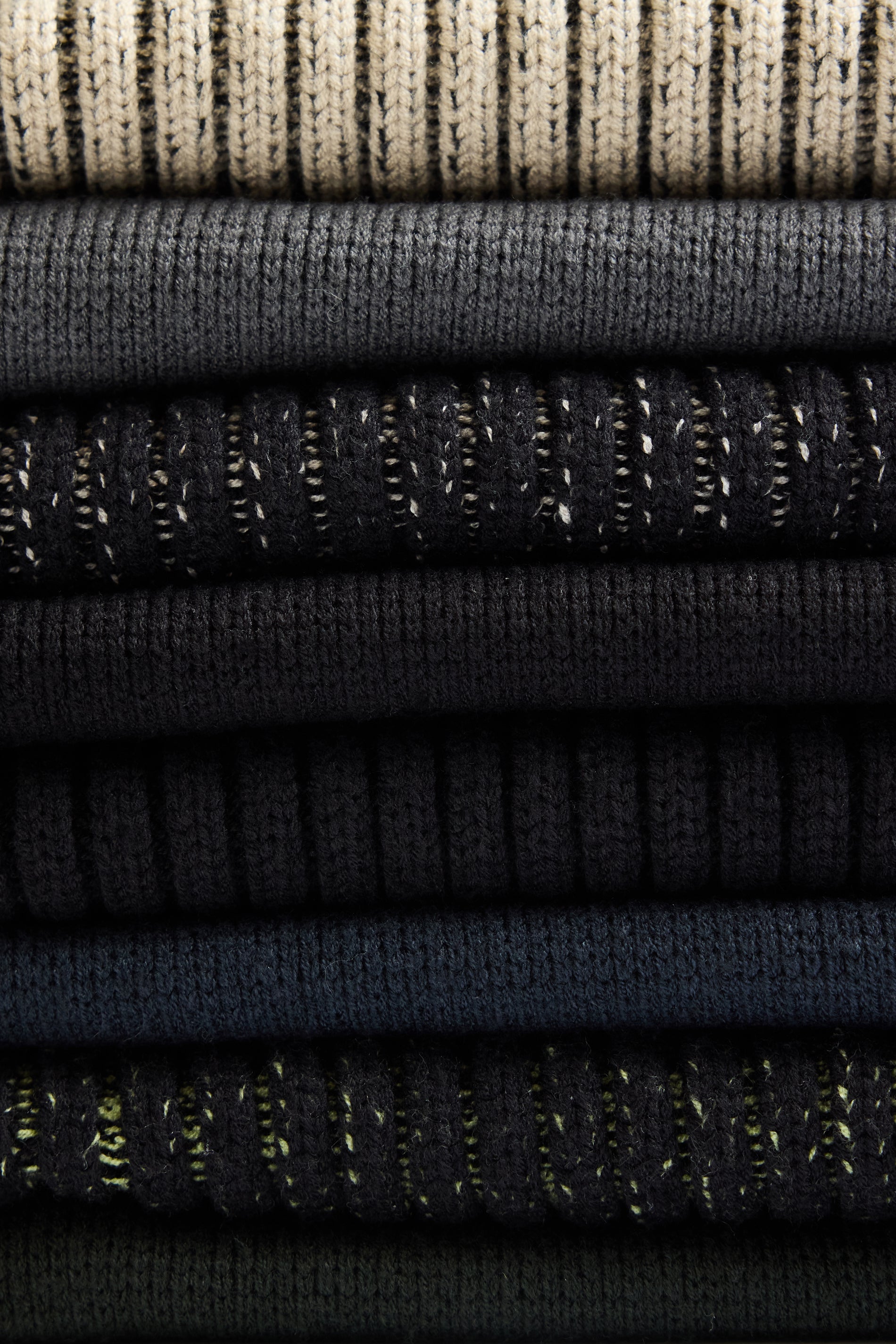 RAINS Sapa Half Zip Knit Black Long Sleeve