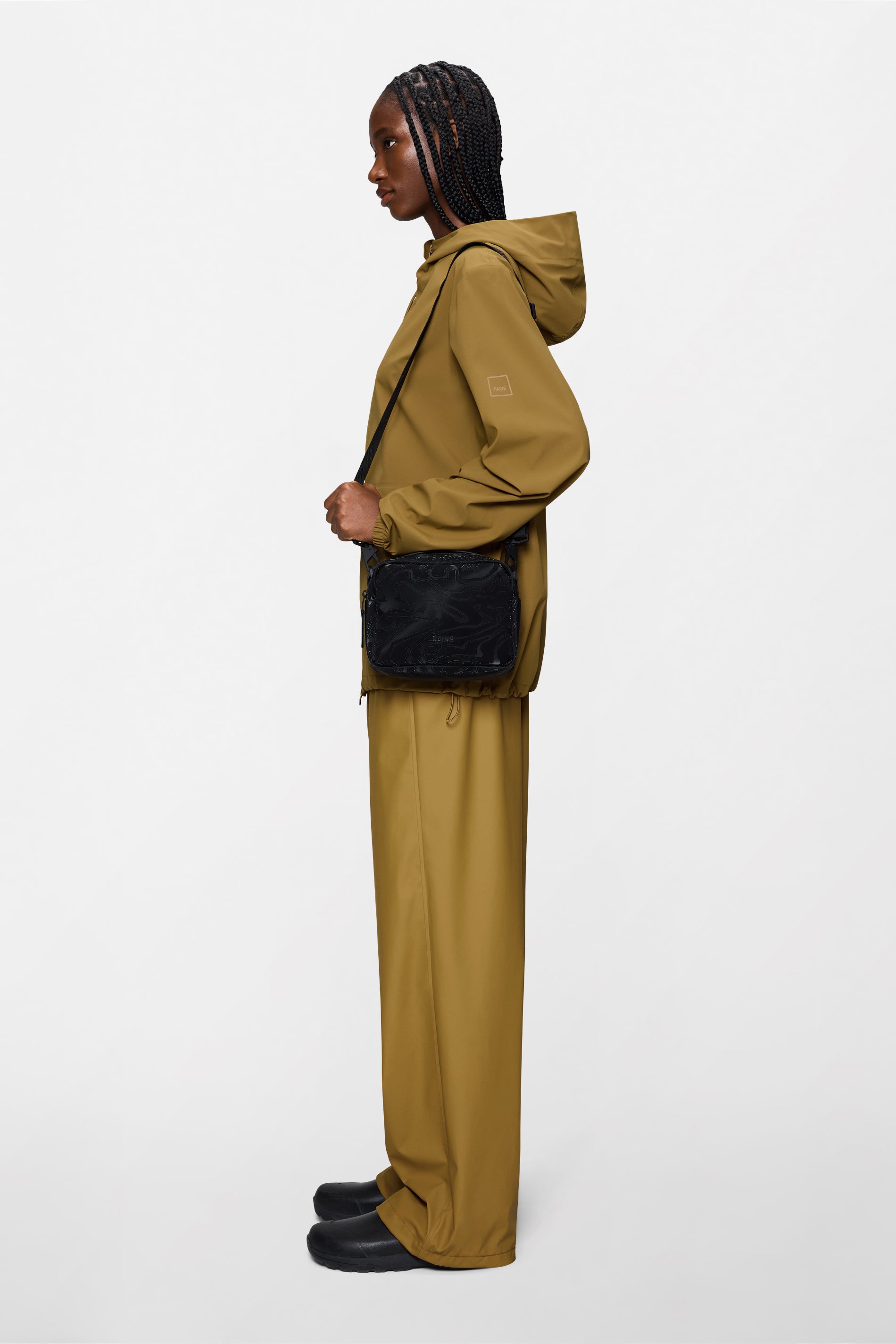RAINS Box Bag Amp 2.80L H16 x D8.50 x W21 cm Crossbody