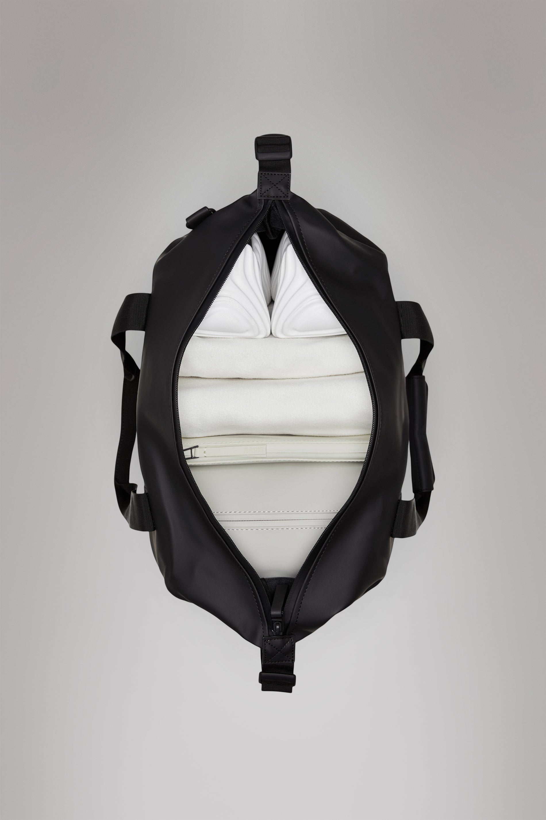 RAINS Hilo Weekend Bag Small Honor 18L H33 x D19 x W40 cm Weekender