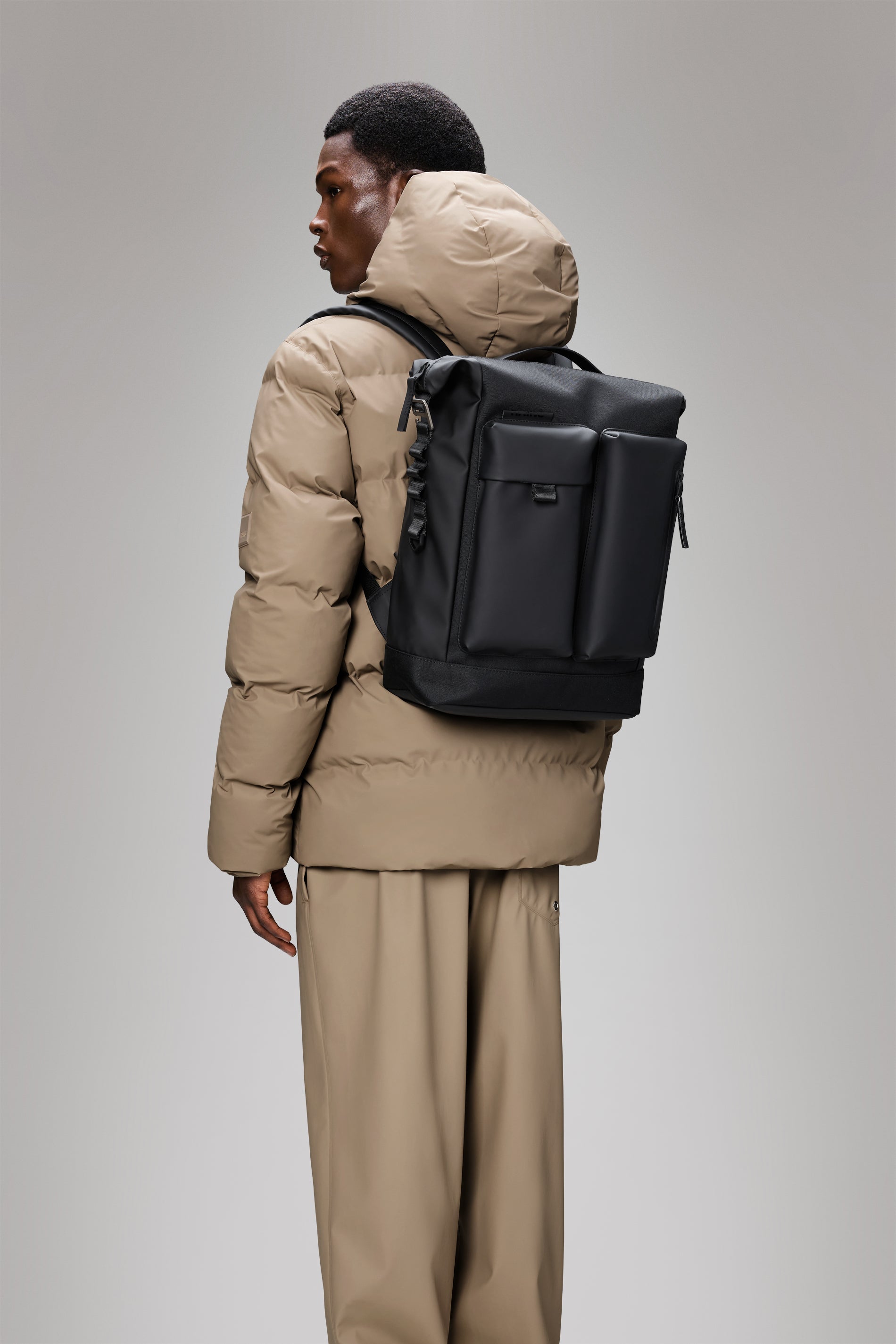 RAINS Otaru Backpack Black 16L H44 x D14 x W30 cm Backpack