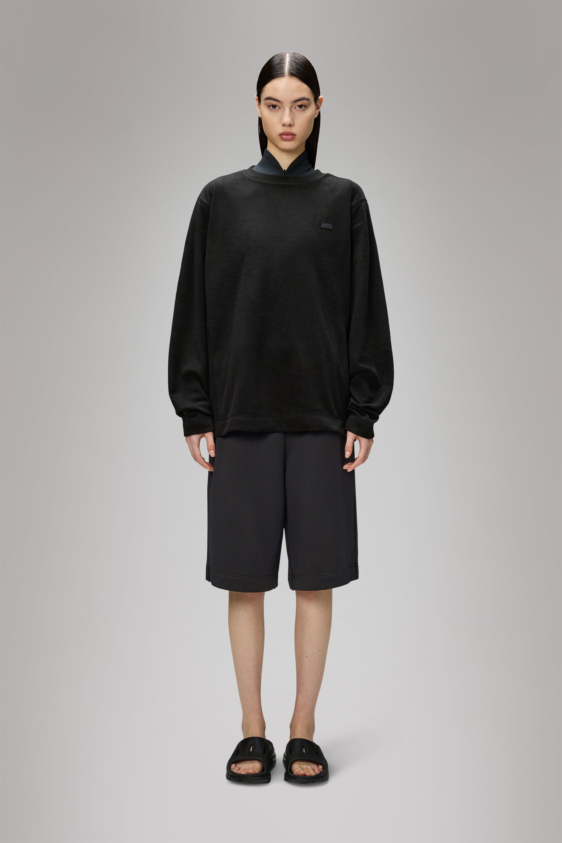 RAINS Addis Fleece Crewneck Black Crew Neck