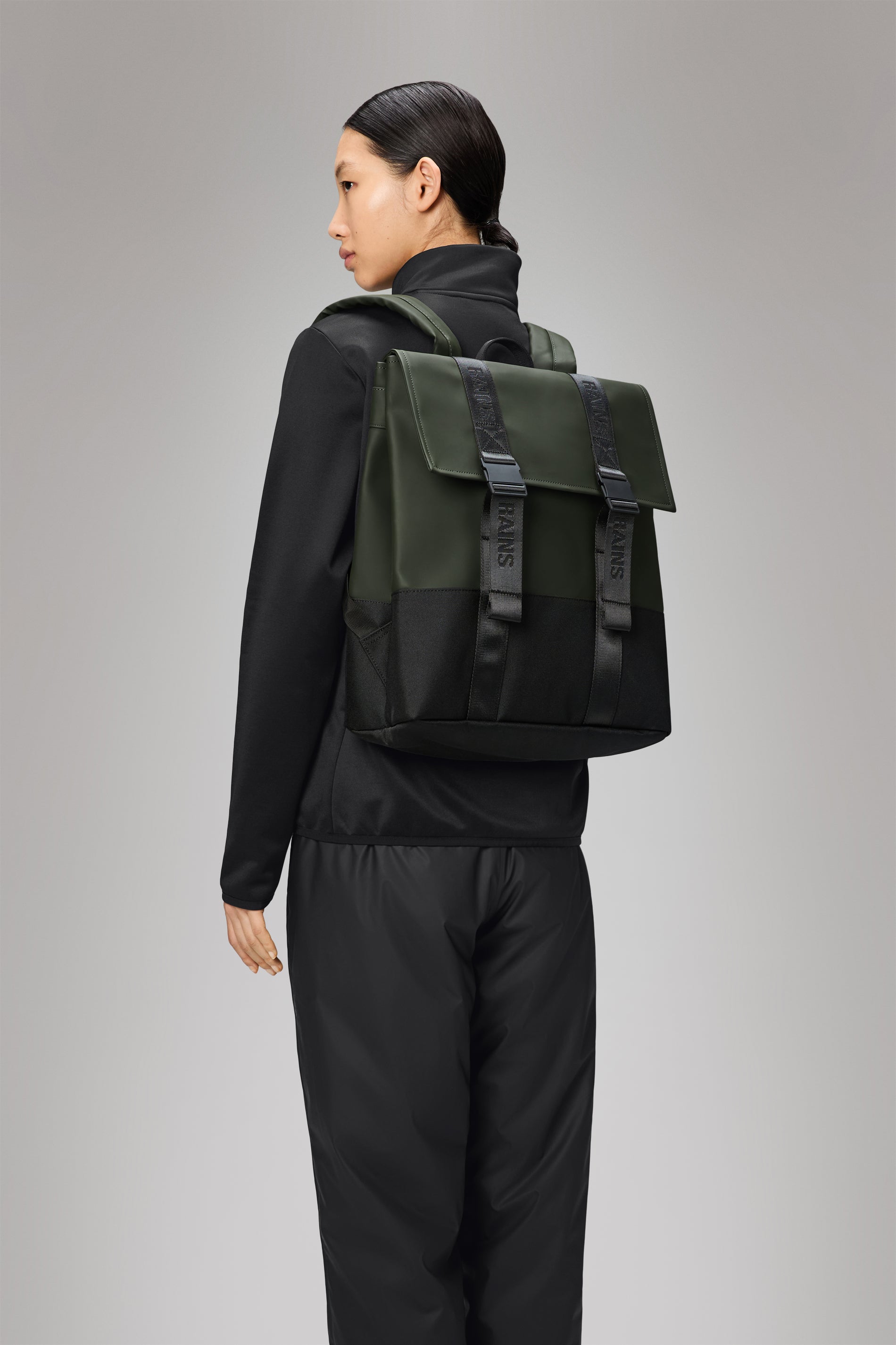 RAINS Trail MSN Bag Green 21.50L H40 x D14.50 x W37 cm Backpack