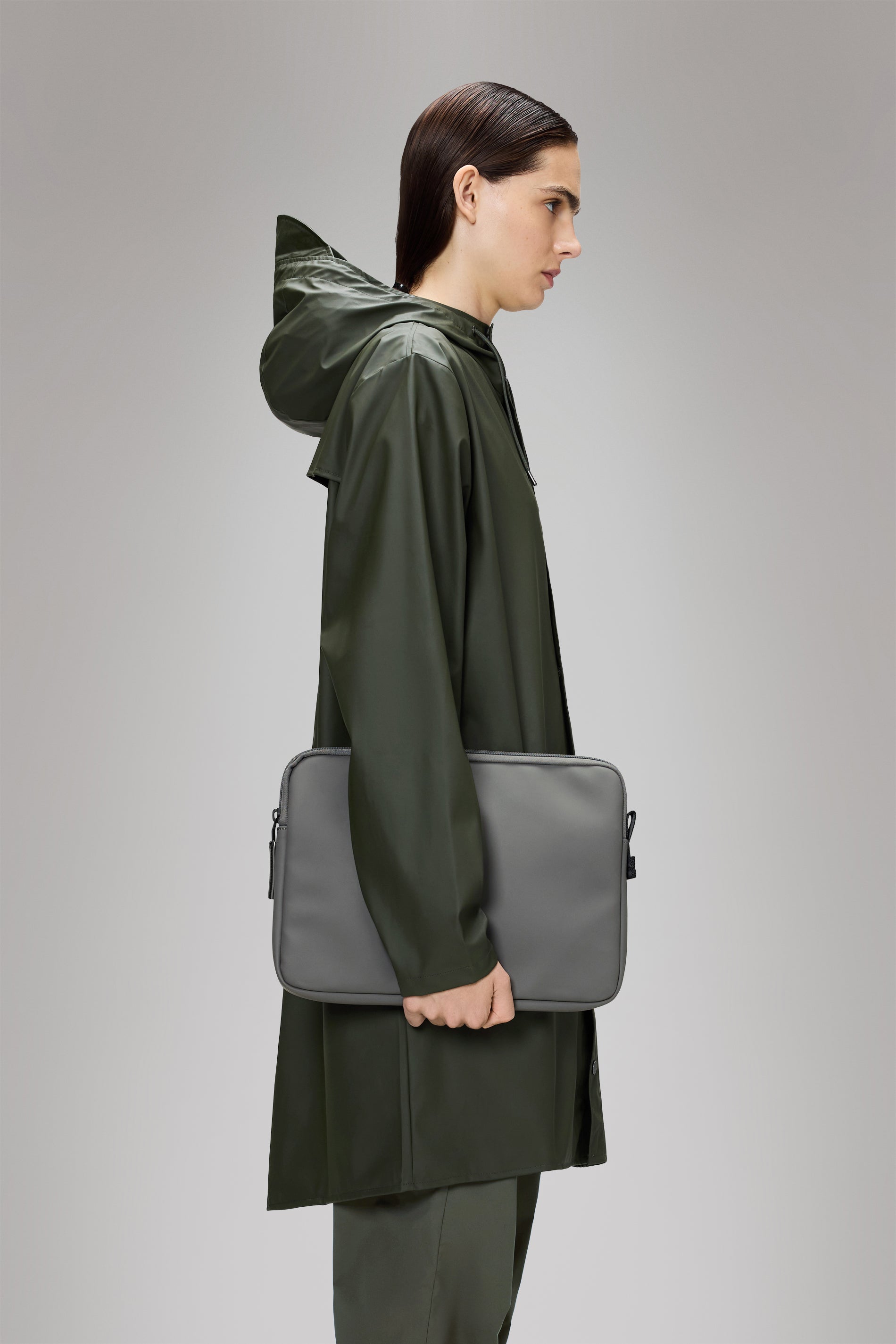 RAINS Trail Laptop Case 13″/14″ Grey 2.20L H25 x D2.50 x W35 cm Laptop Case