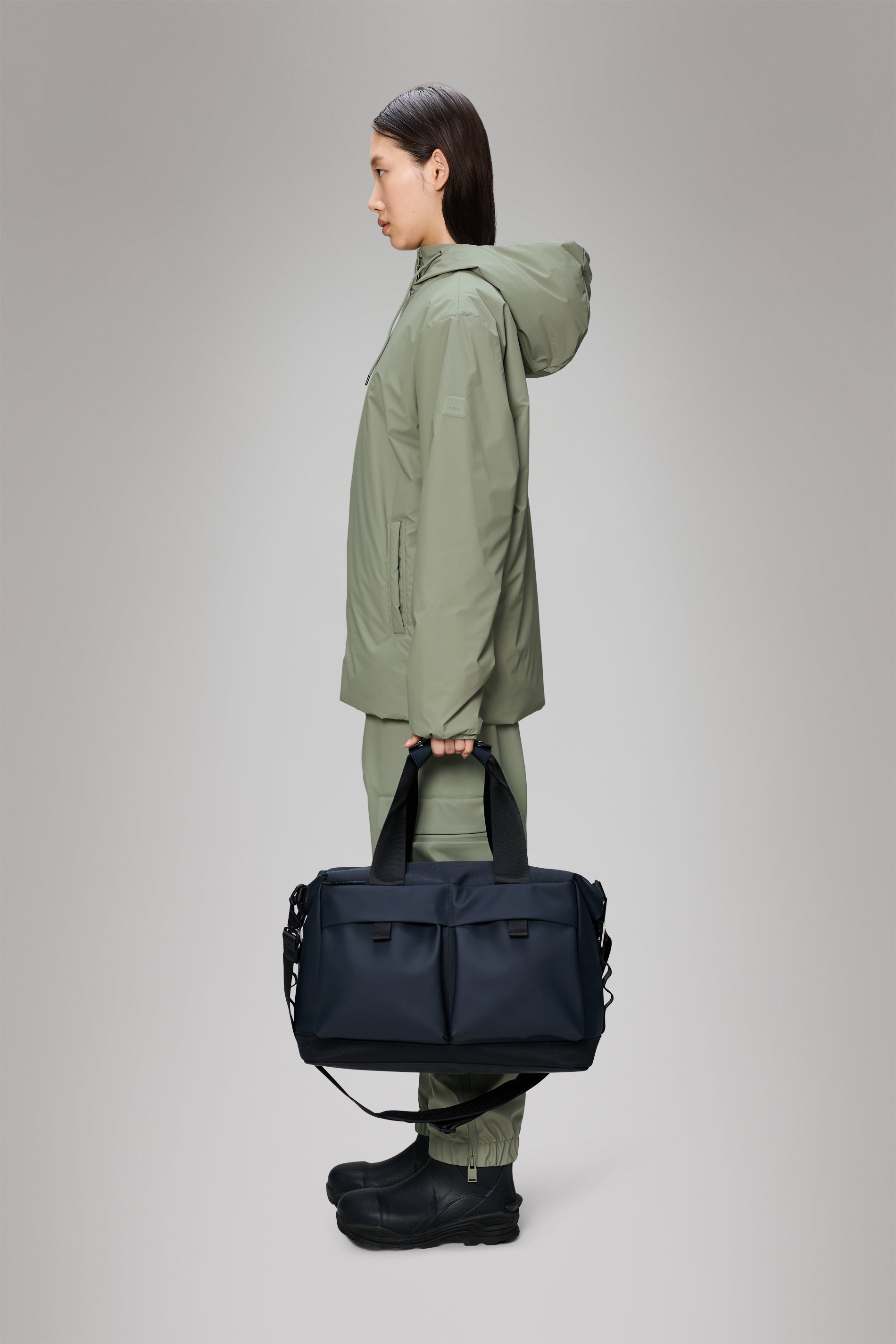 RAINS Otaru Weekend Bag Small Navy 23L H37 x D19 x W53 cm Weekender