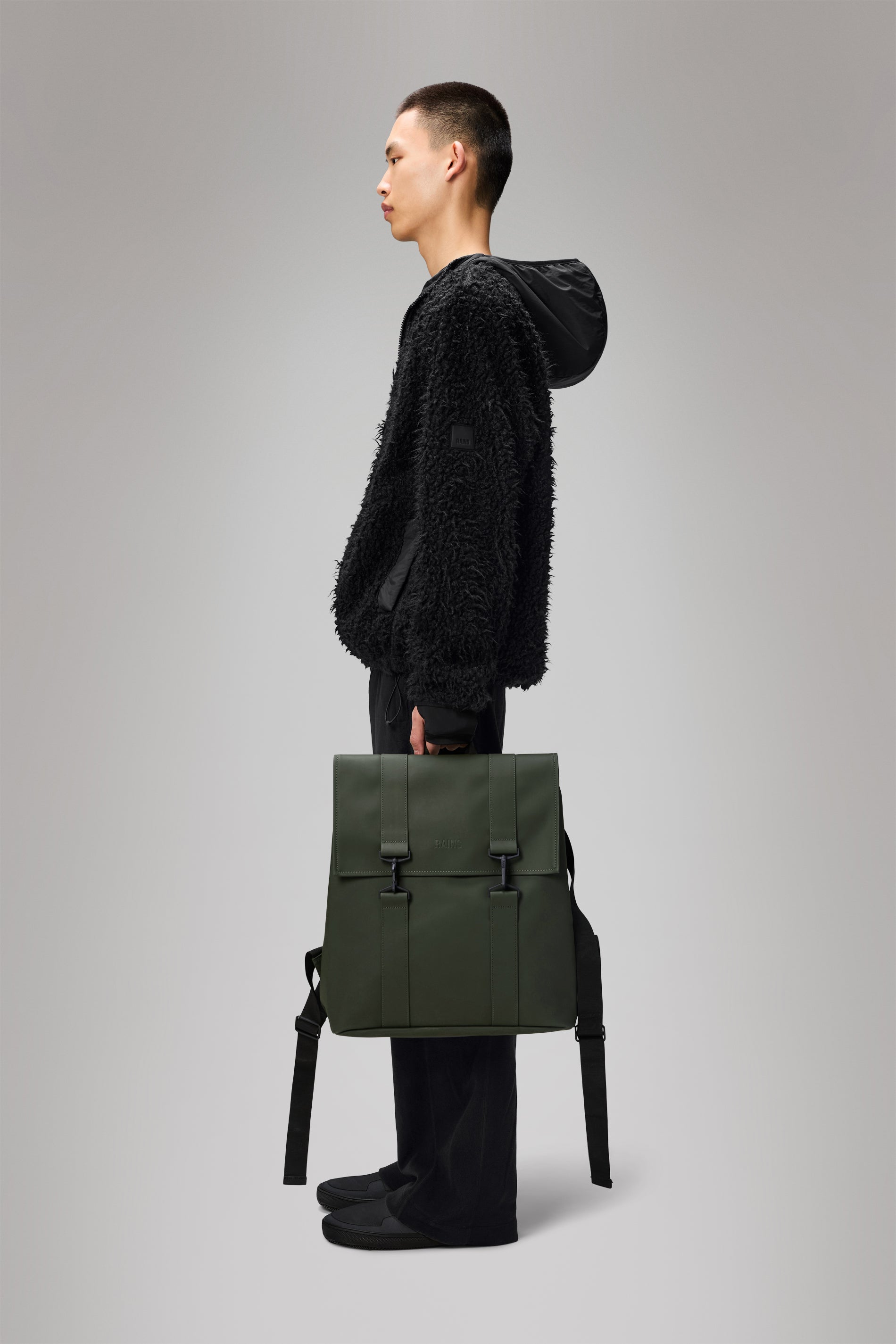 RAINS MSN Bag Green 21L H40 x D14 x W35 cm Backpack