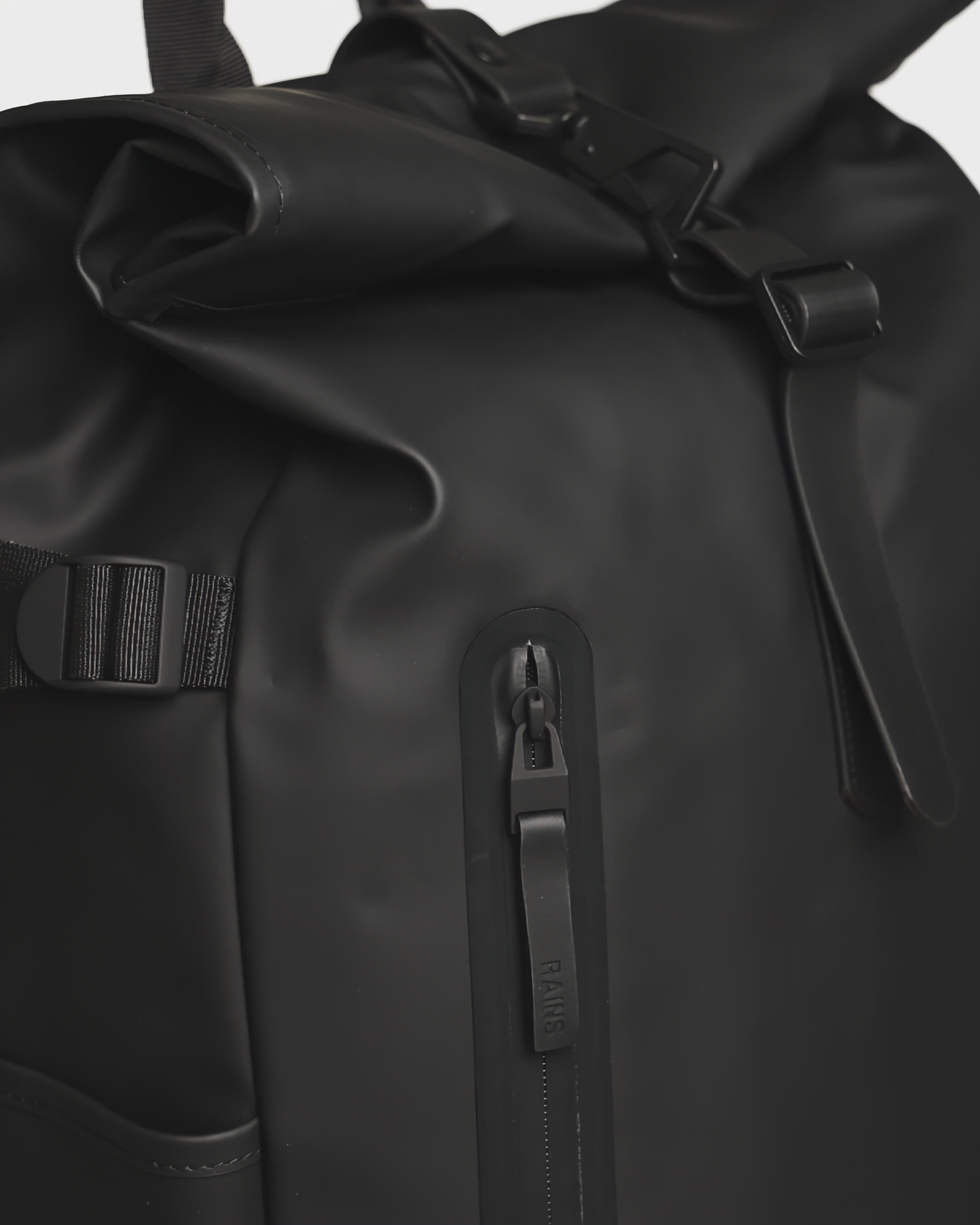 Front zip pocket