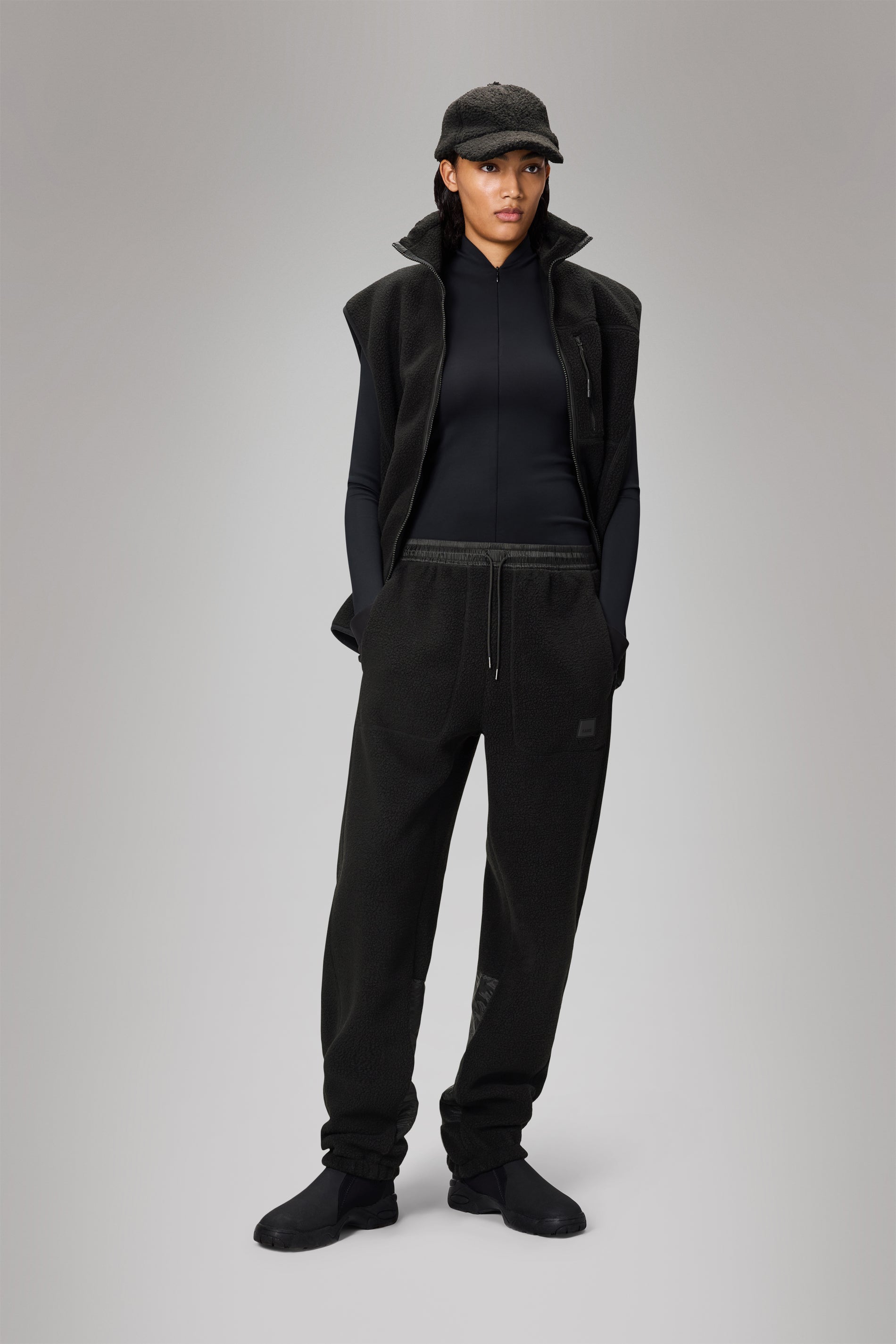 RAINS Yermo Fleece Pants Regular Black Pants