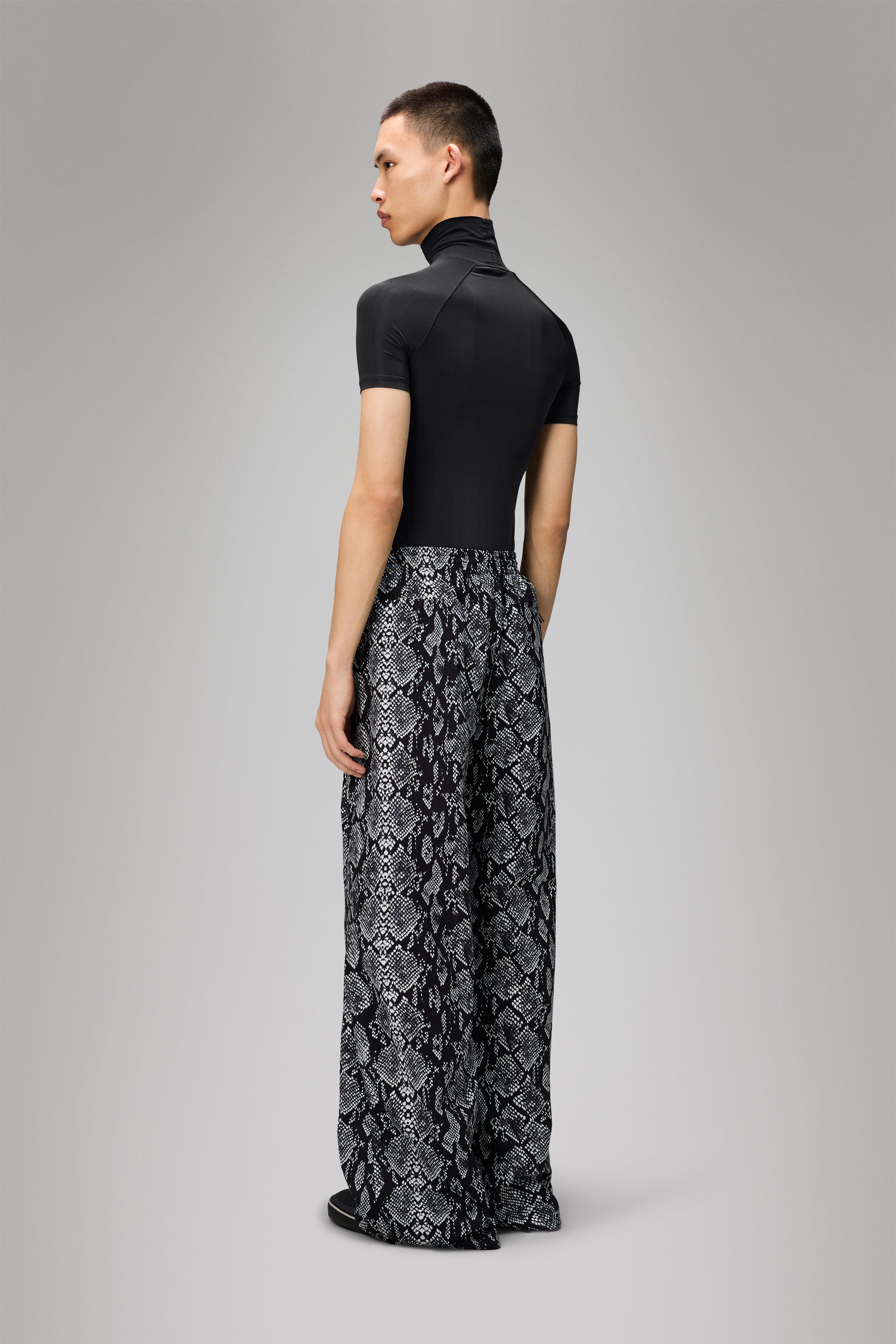 RAINS Snake Mito Pants Wide Black Pants