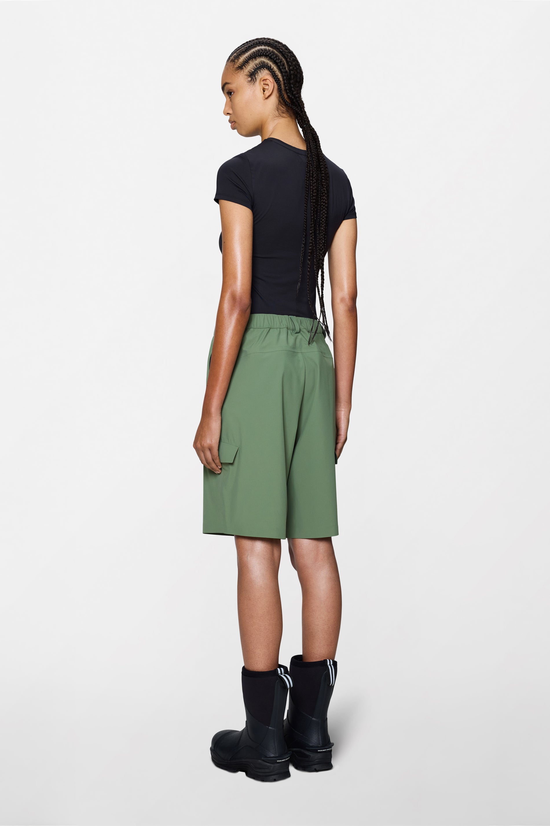 RAINS Suva Hardshell Shorts Well Pants