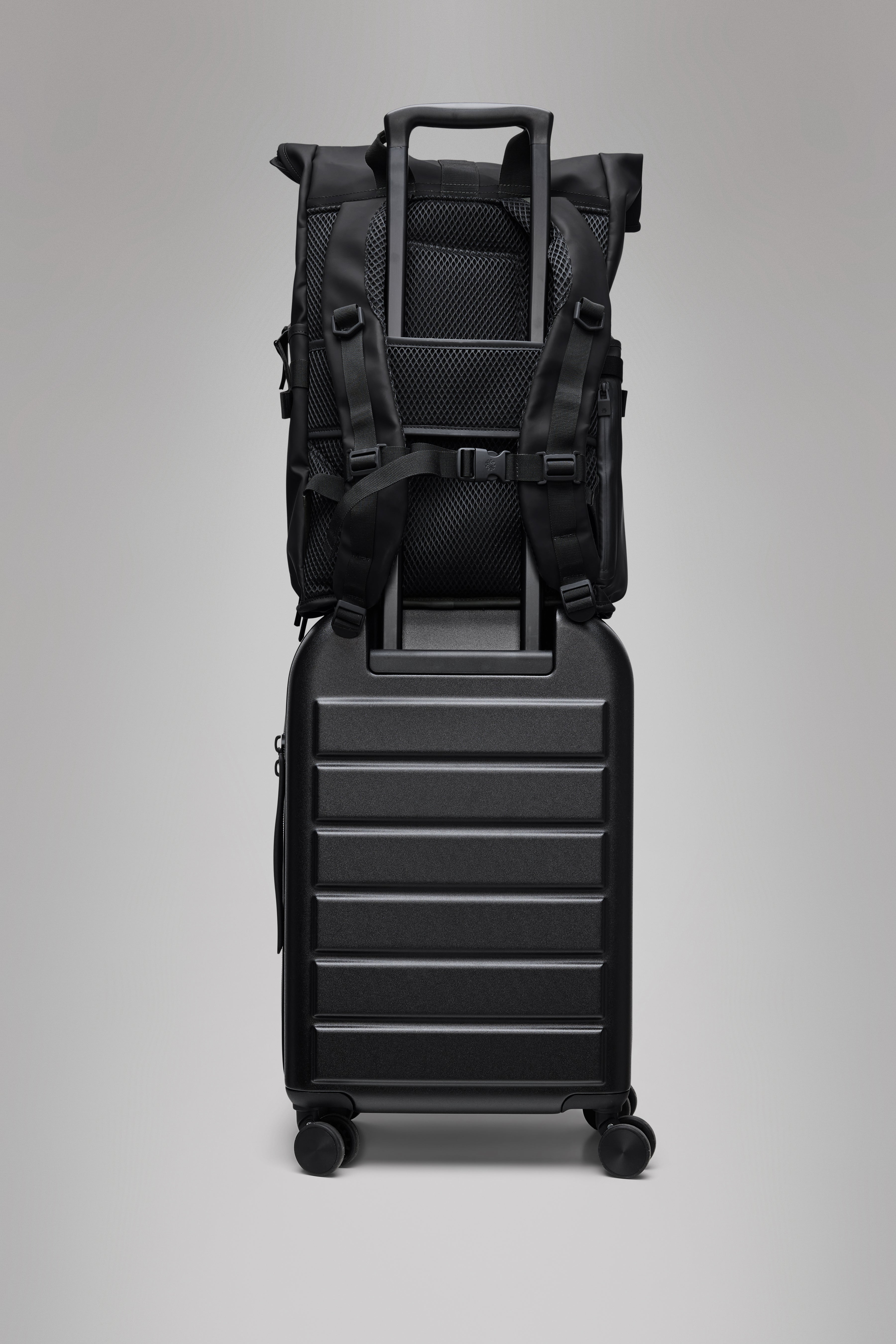 RAINS Texel Moulded Backpack Black 23L H61 x D15 x W37 cm Backpack