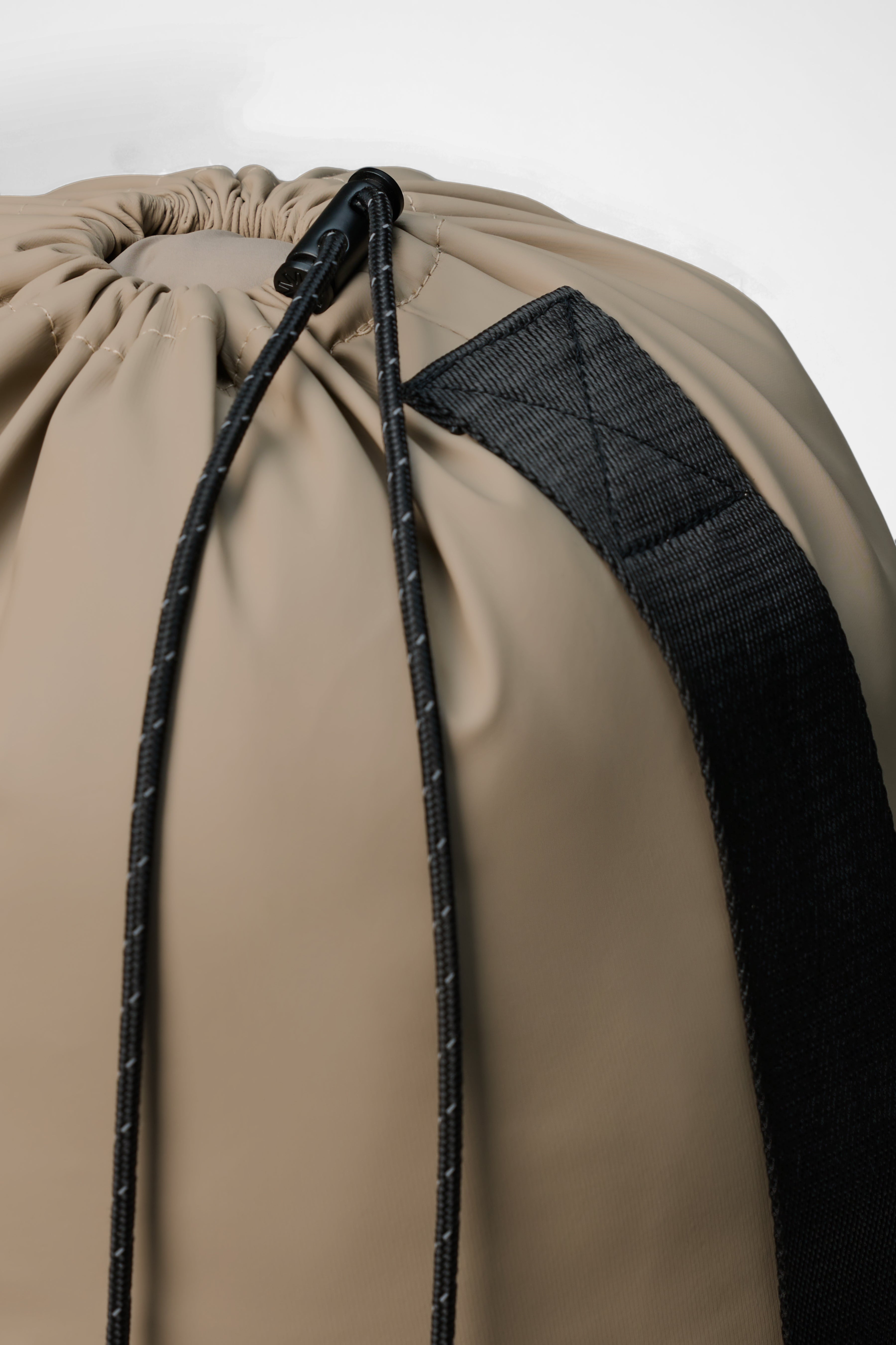 RAINS Puffer Blanket Beige Picnic Blanket