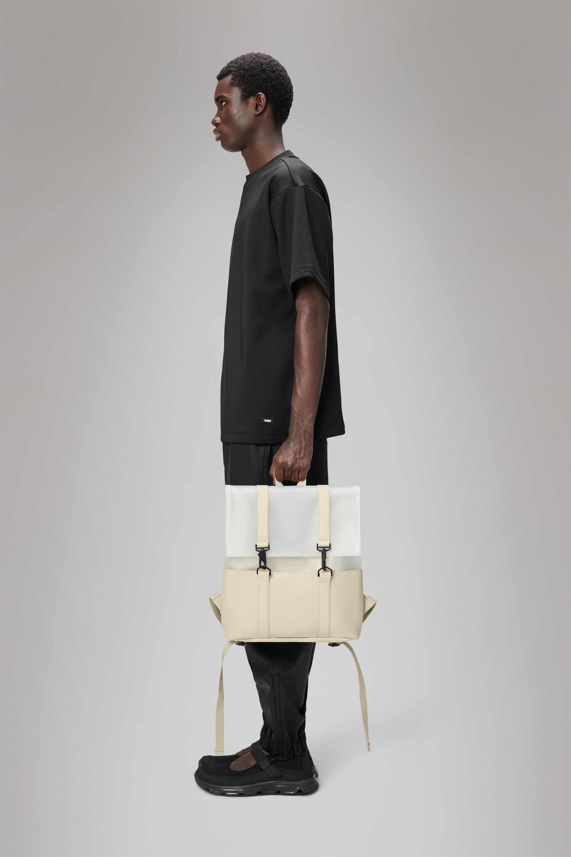 RAINS Split MSN Bag Mini Whisper 12L H34 x D12 x W31 cm Backpack