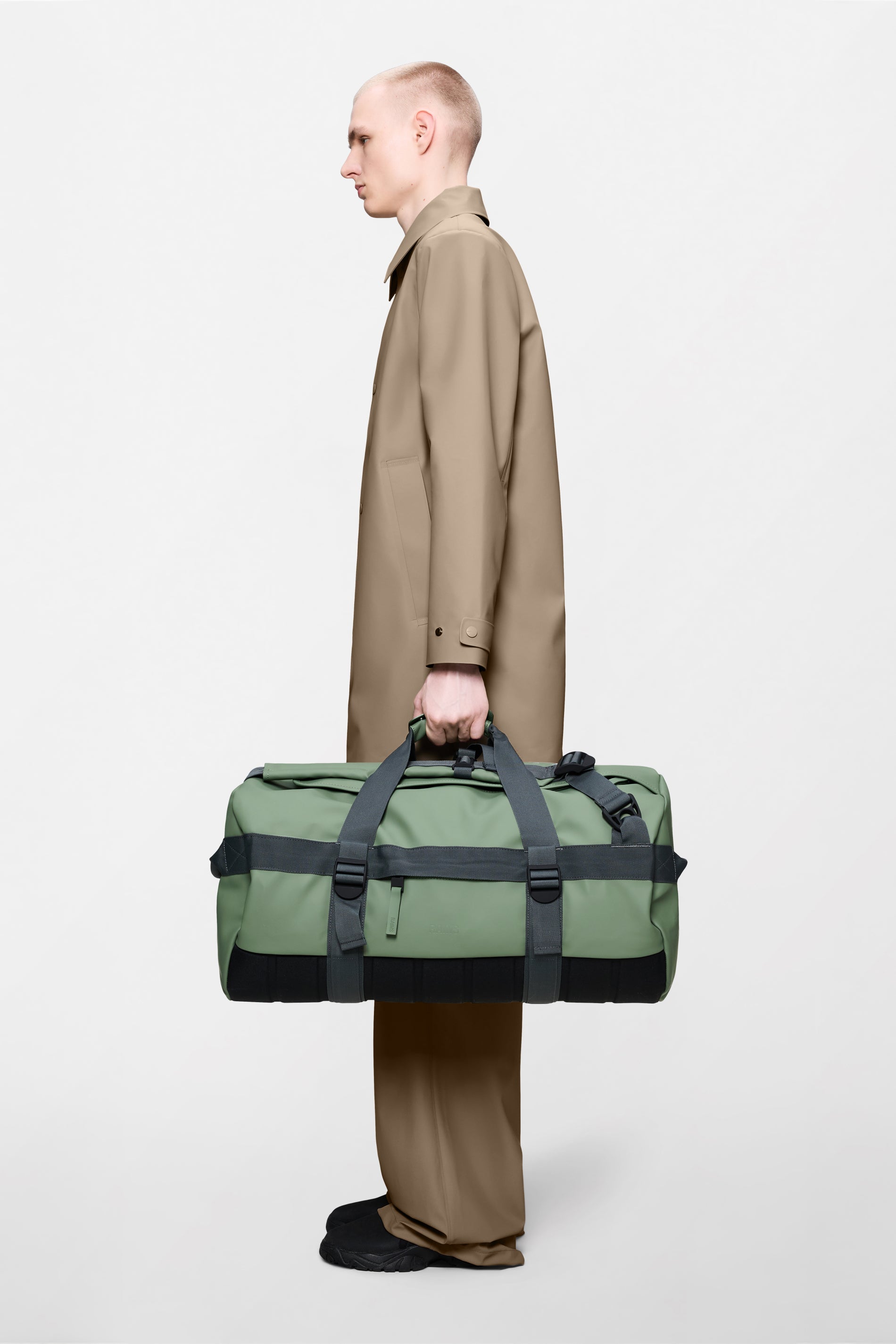 RAINS Texel Duffel Bag Well 68L H34 x D34 x W62 cm Duffel