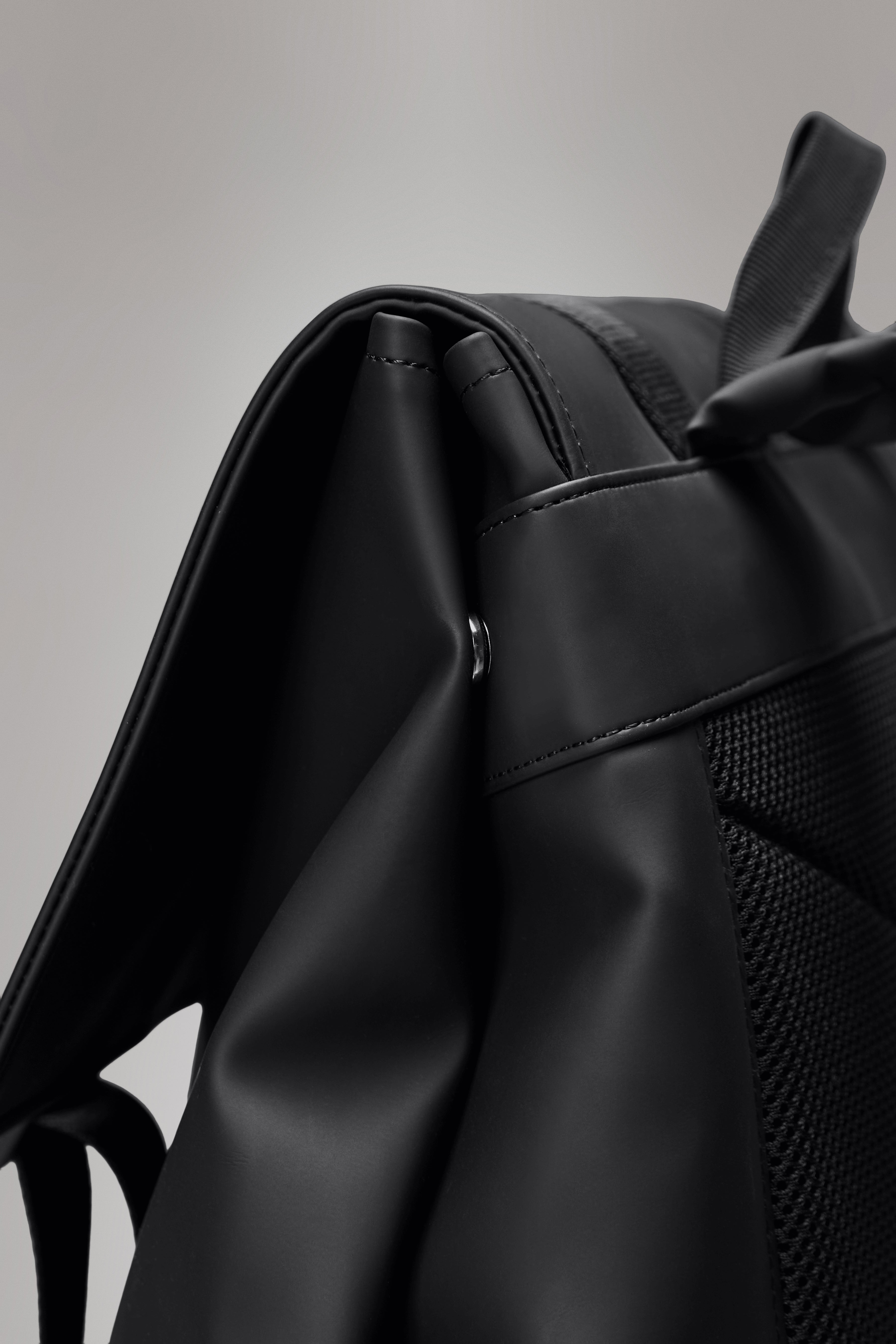 RAINS Trail MSN Bag Black Backpack