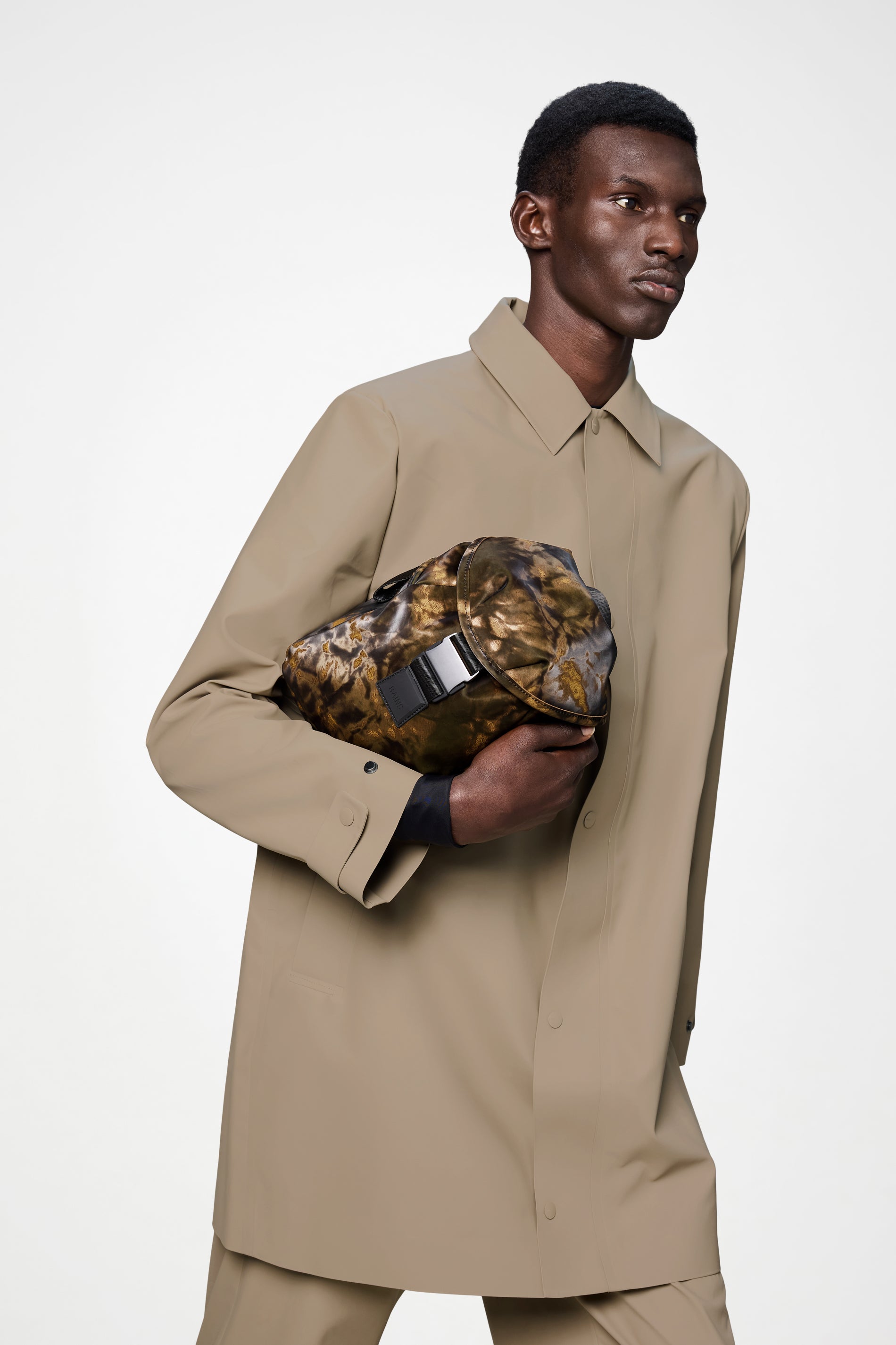 RAINS Valera Bucket Backpack Mini Muddy 5.50L H26 x D10 x W22 cm Backpack